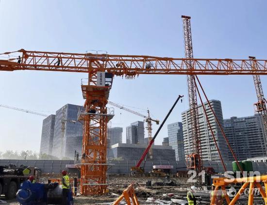 高质建华厦丨虎霸T8042塔机建地标工程 树行业“巨匠”！(图3)
