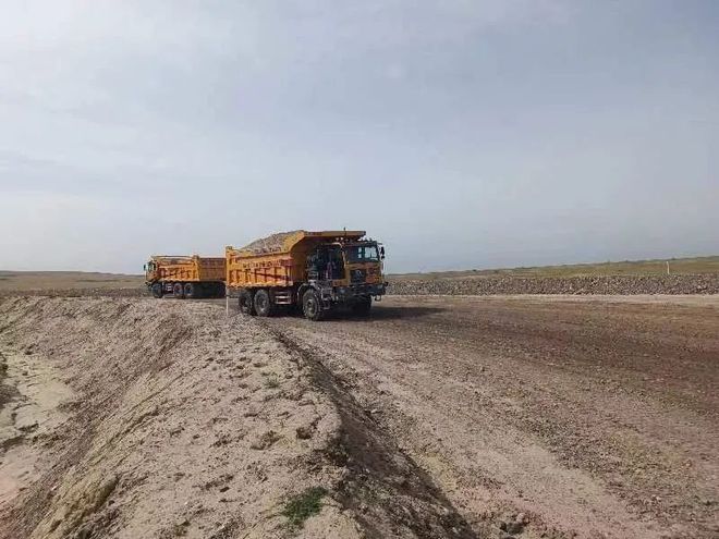 验收成功！路凯智行助力伊犁庆华能源开发公司露天煤矿完成验收(图3)